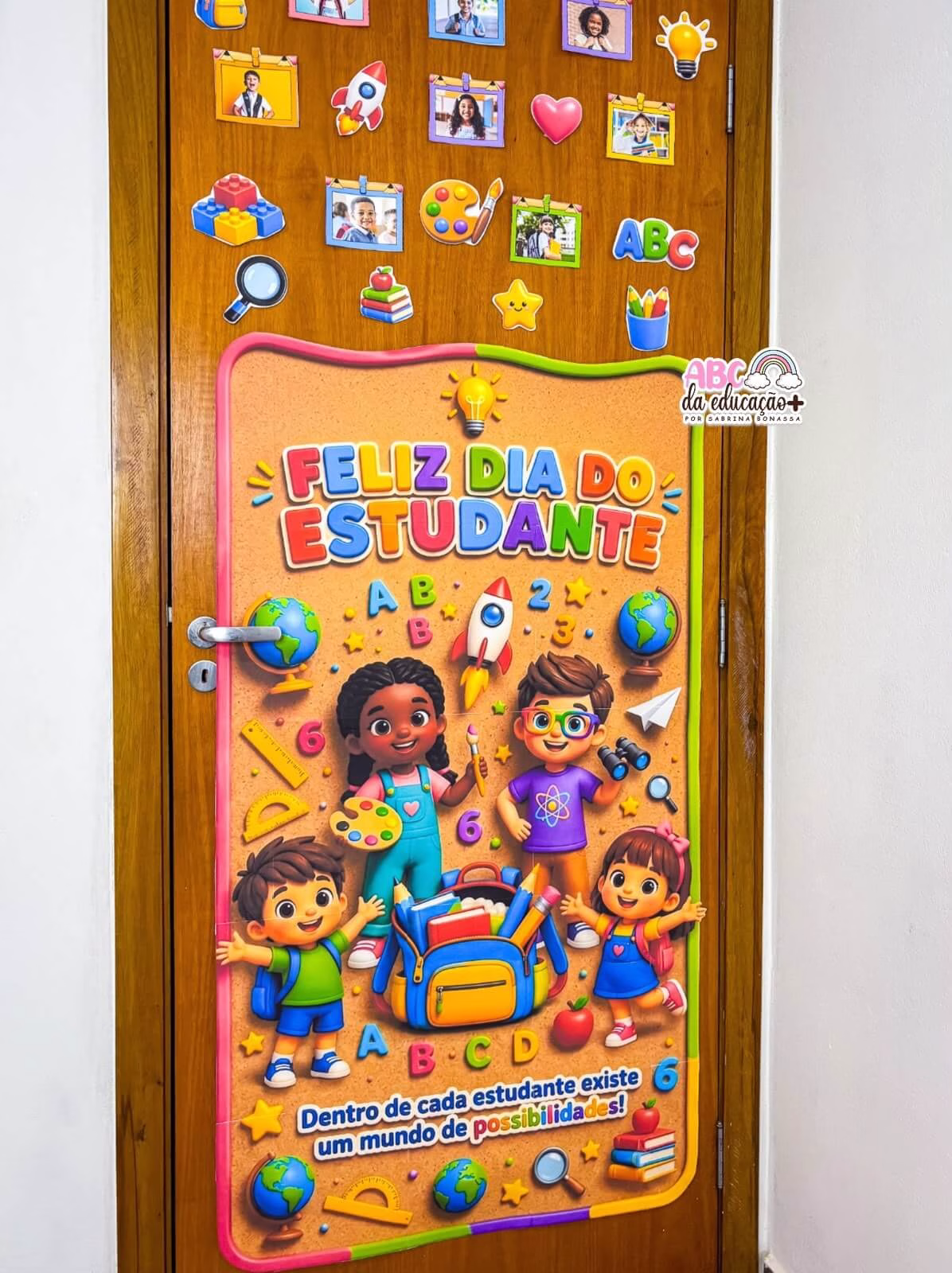 Painel de Porta dia do Estudante Tema Crianças - Imagem 2