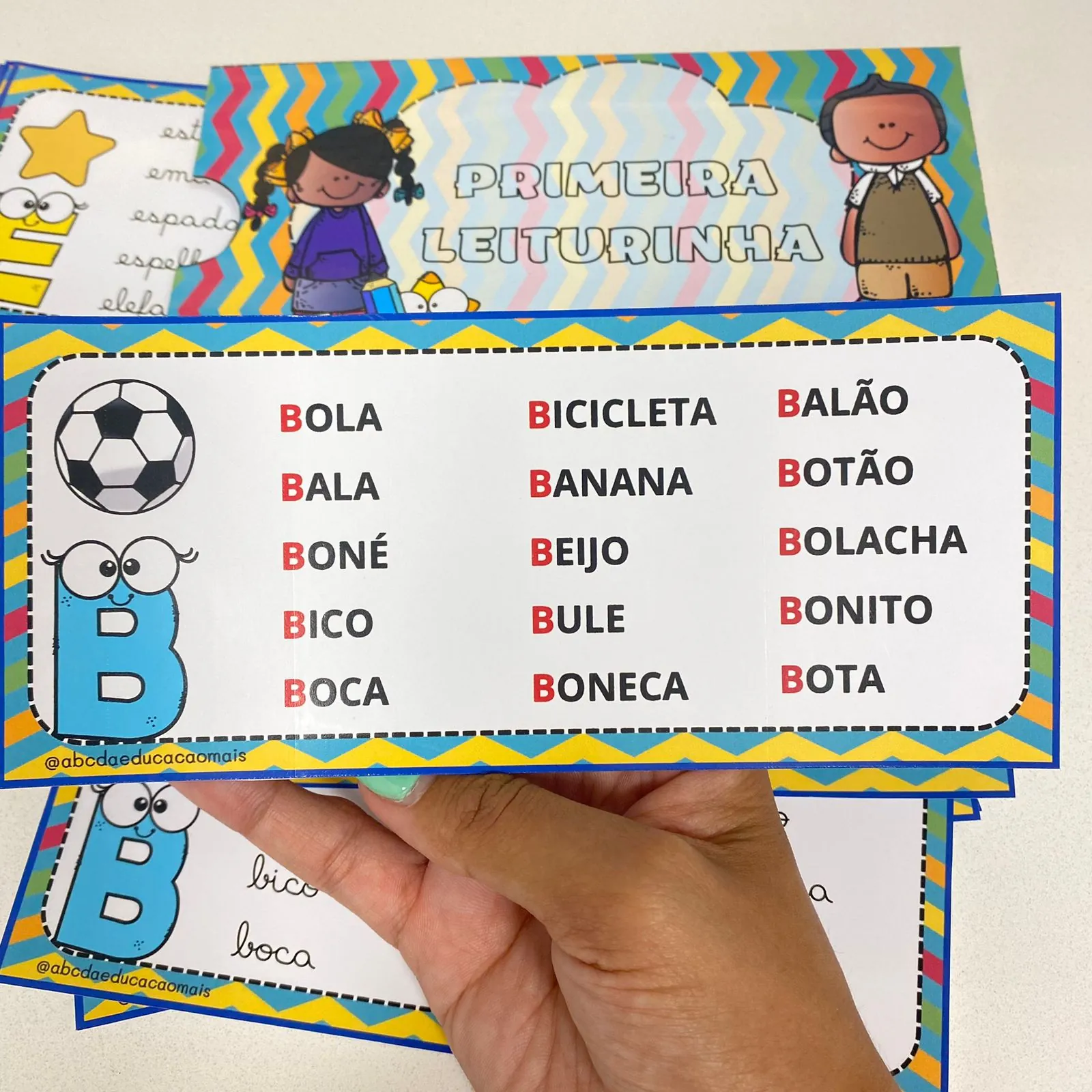 Fichas de leitura de Palavras- Letra cursiva e bastão