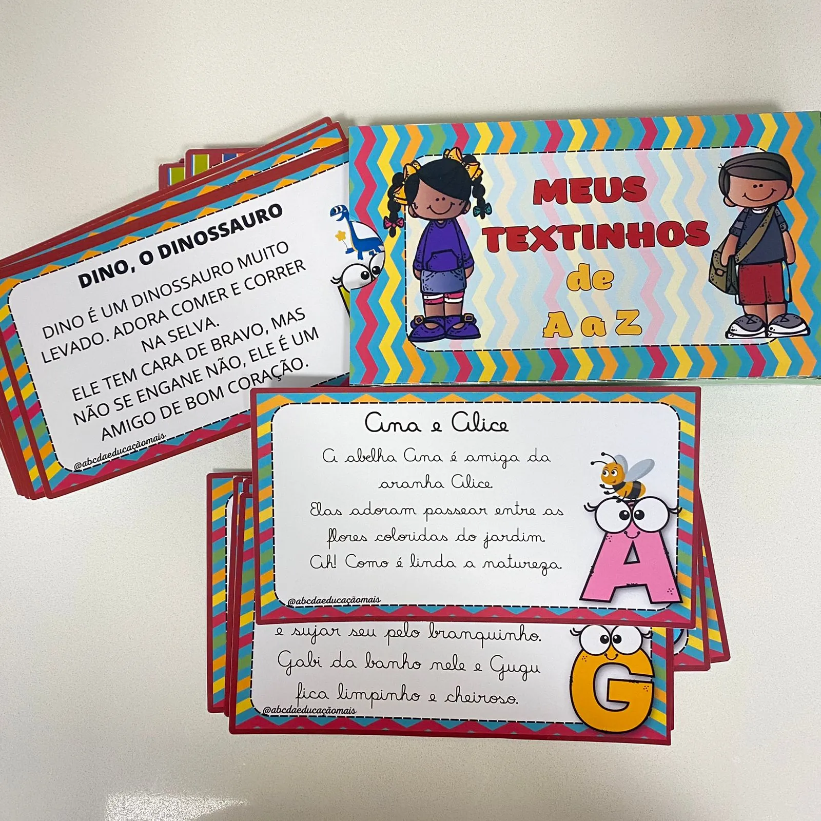 Fichas de leitura “textos de A a Z”- Letra cursiva e bastão