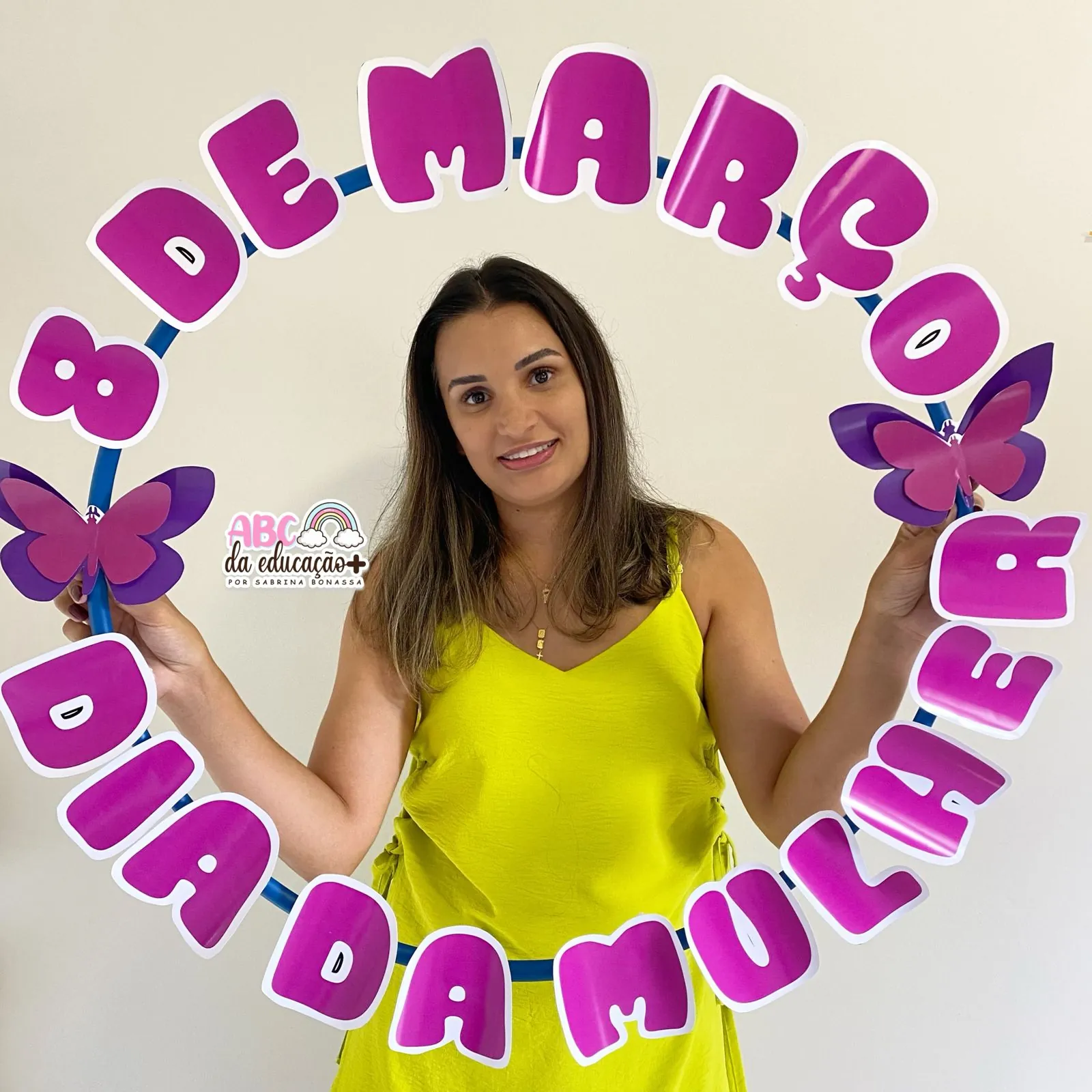 Moldura para Fotos no Bambolê – Dia da Mulher