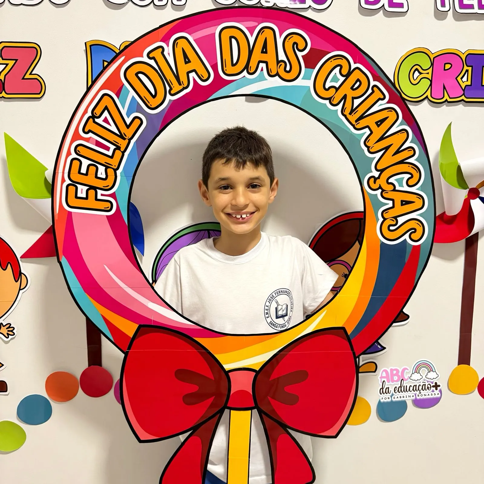 Moldura de fotos no Bambolê dia das Crianças – Pirulito - Imagem 2