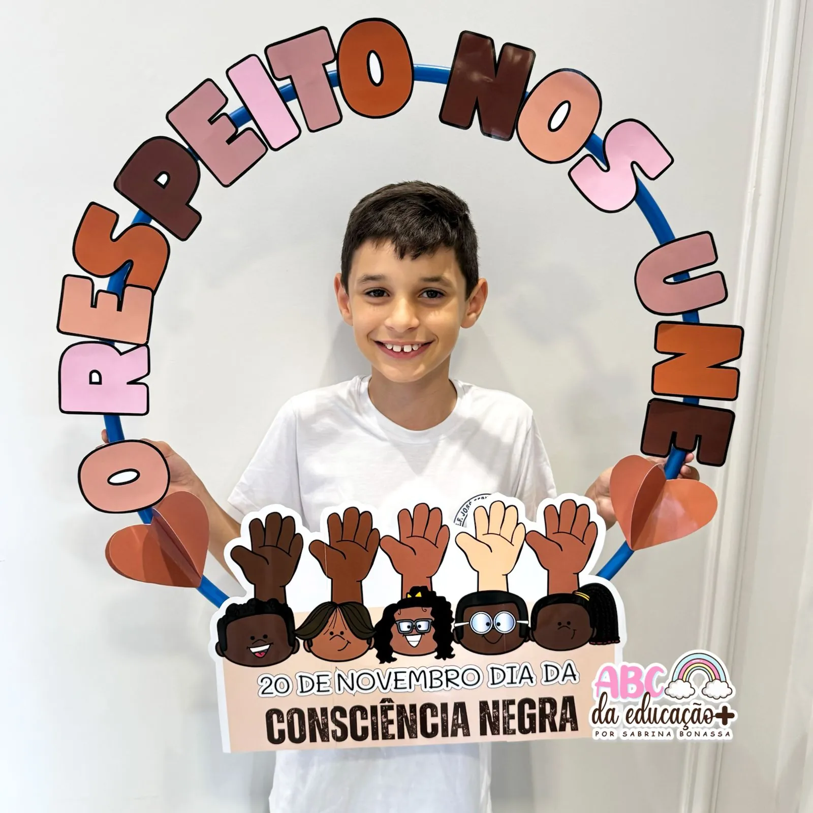 Moldura de fotos no Bambolê Consciência Negra