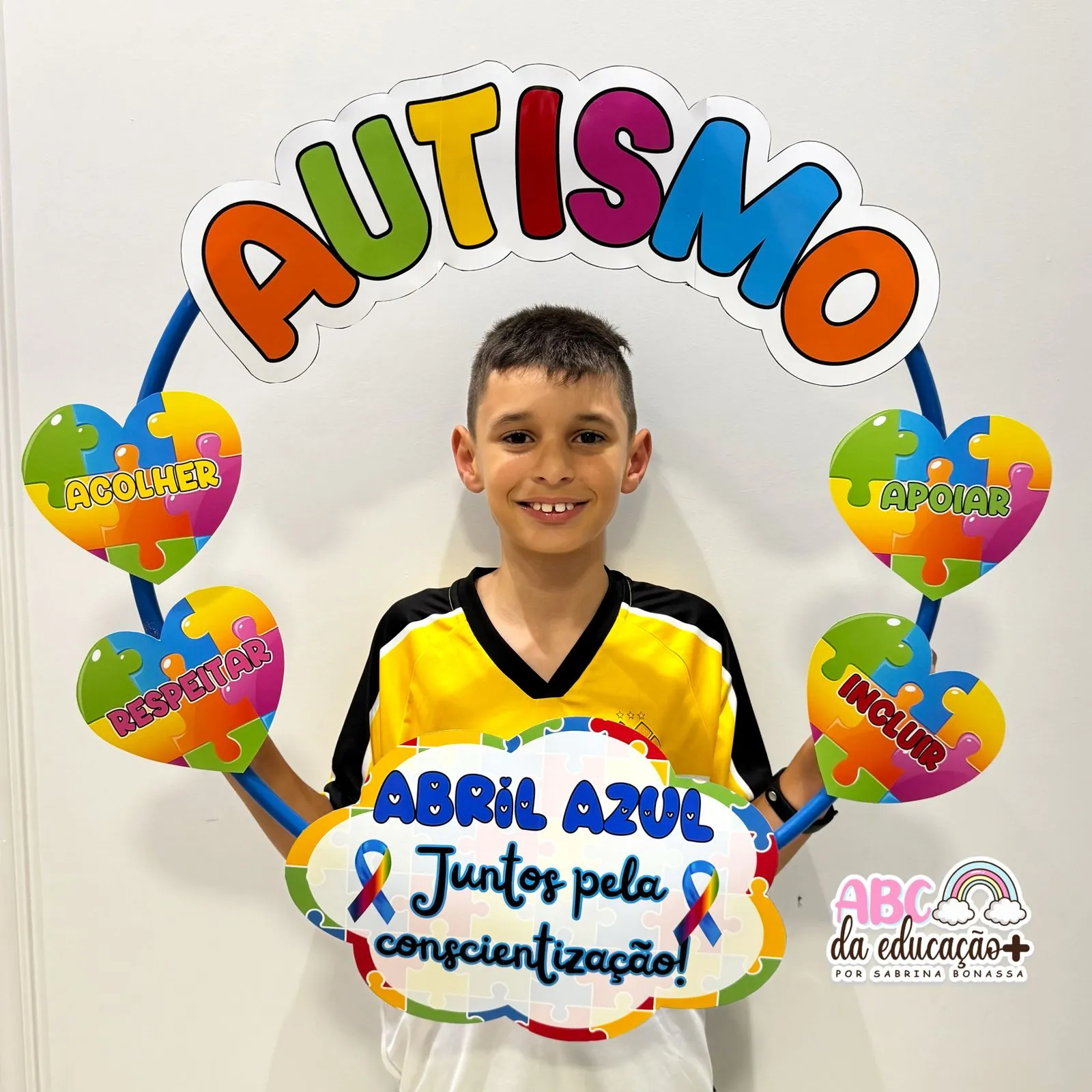 Moldura de Fotos no Bambolê – Dia Mundial do Autismo