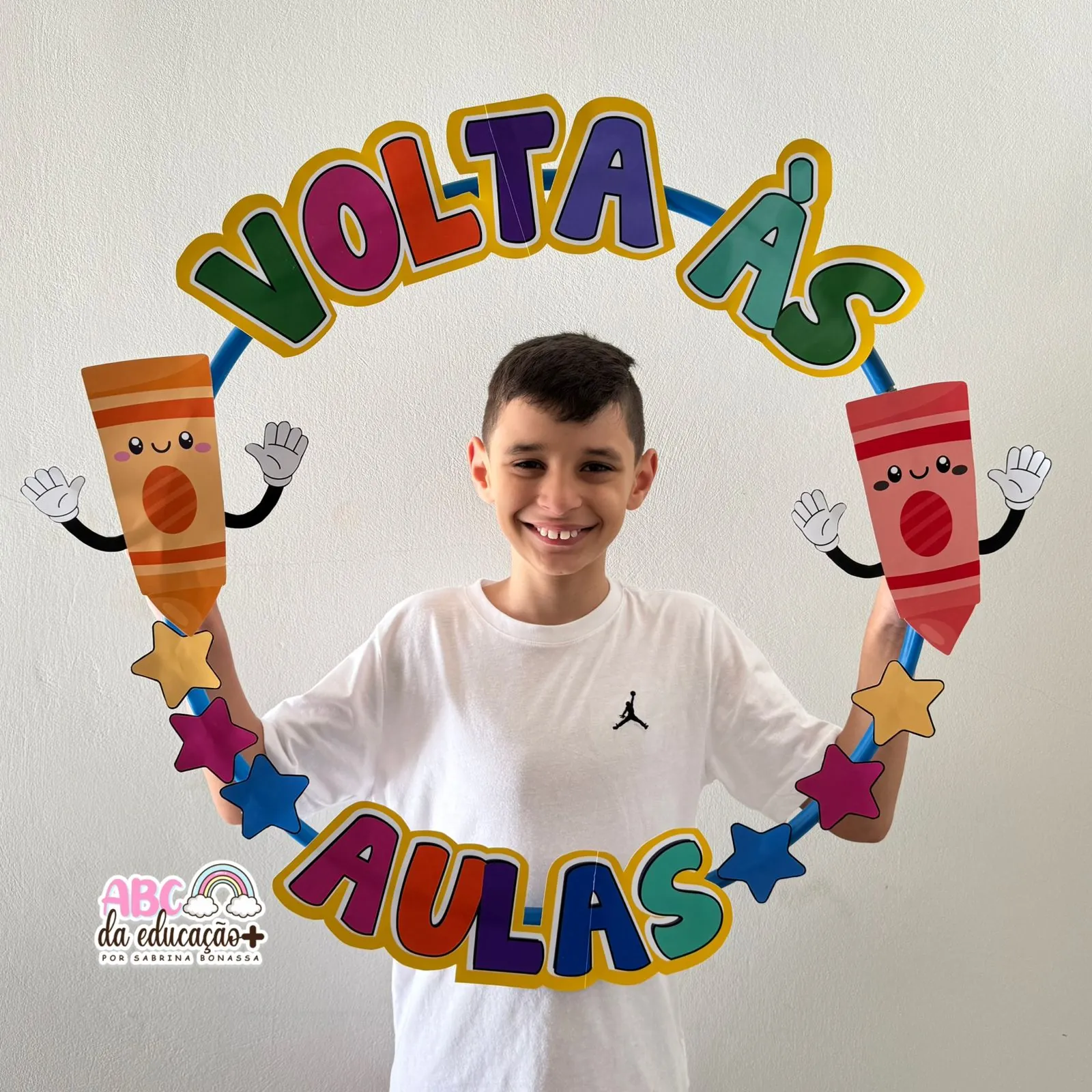 Moldura de Fotos no Bambolê “Volta às Aulas”