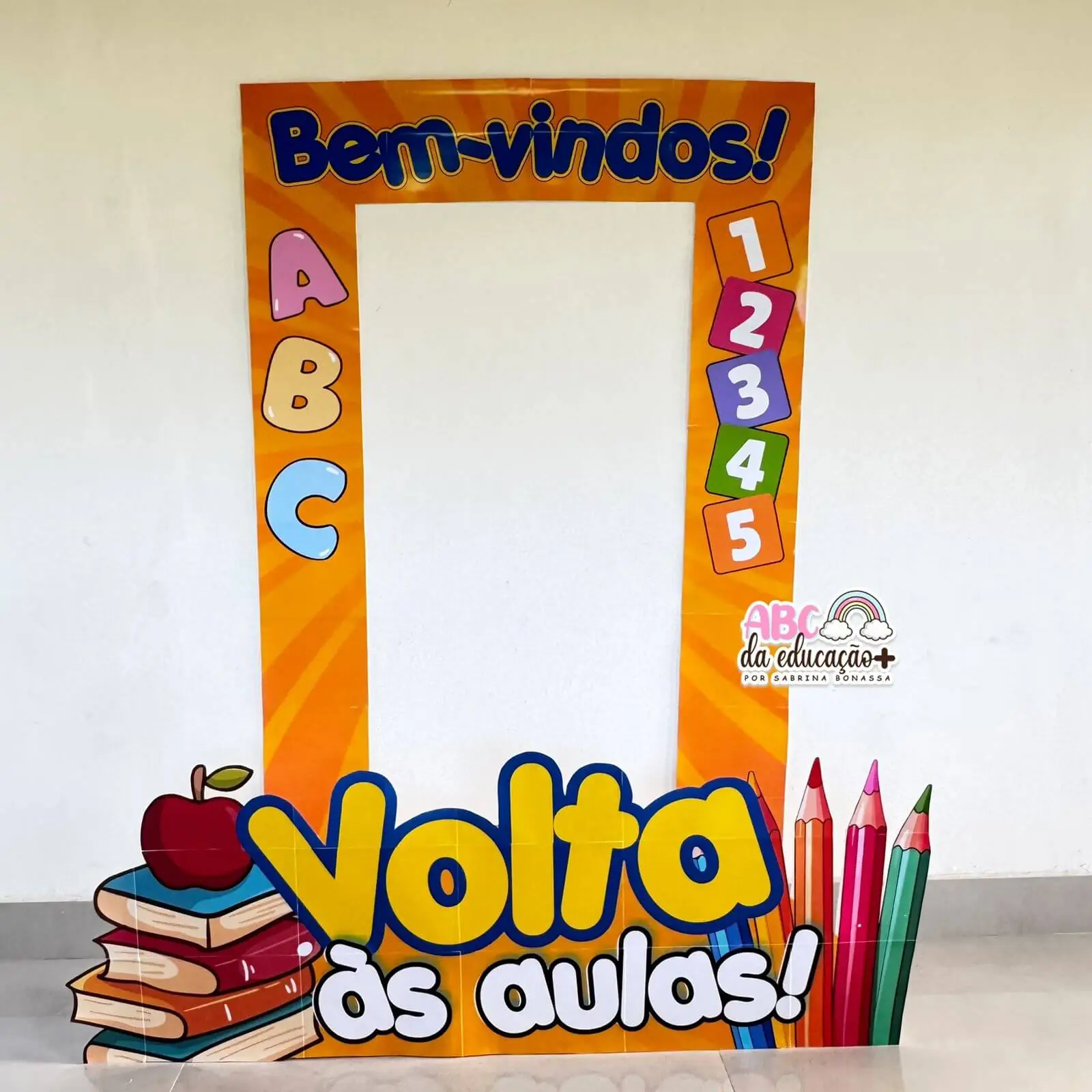 Moldura de Fotos Gigante Volta às Aulas - Imagem 2