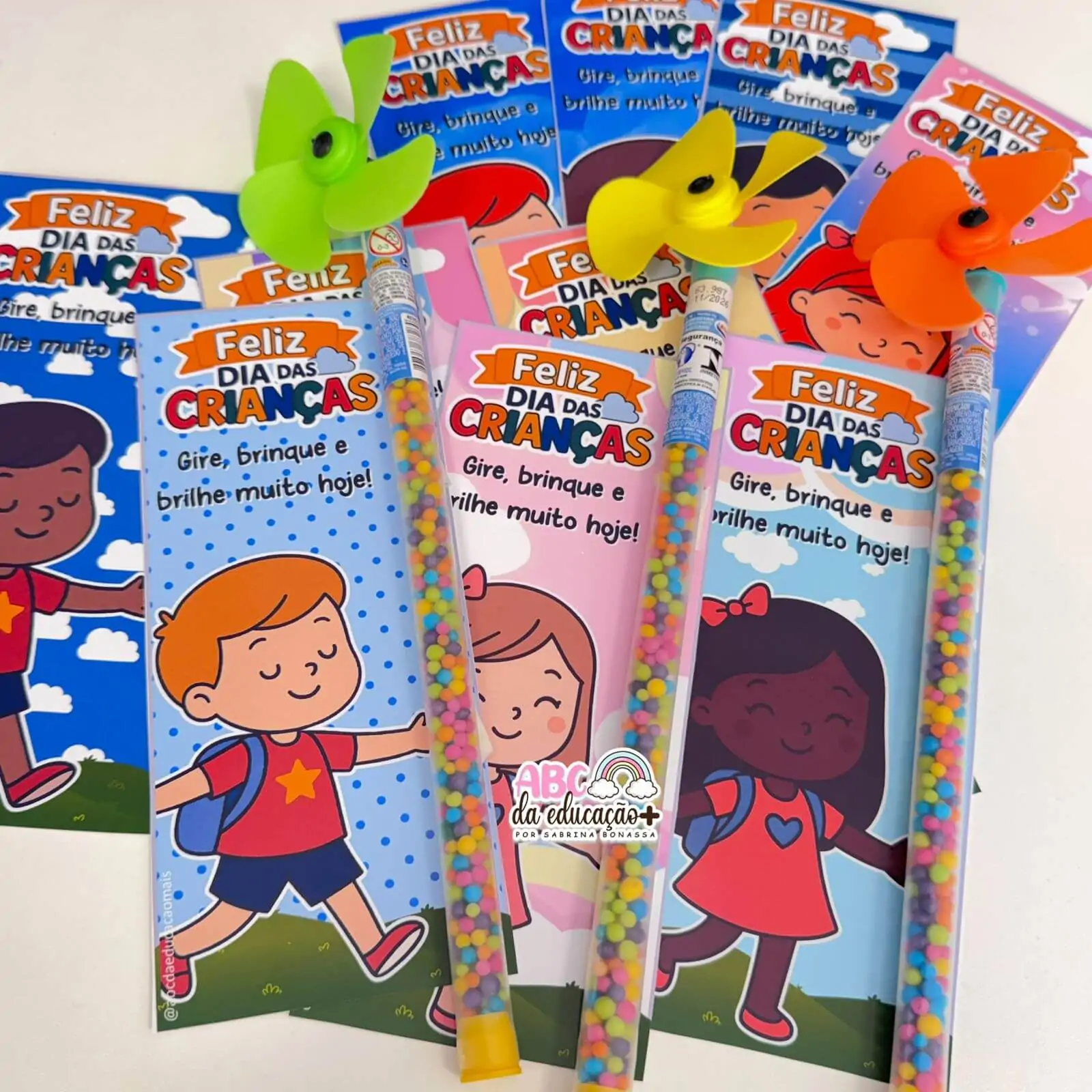 Cartão Cata-vento Dia das Crianças - Imagem 6