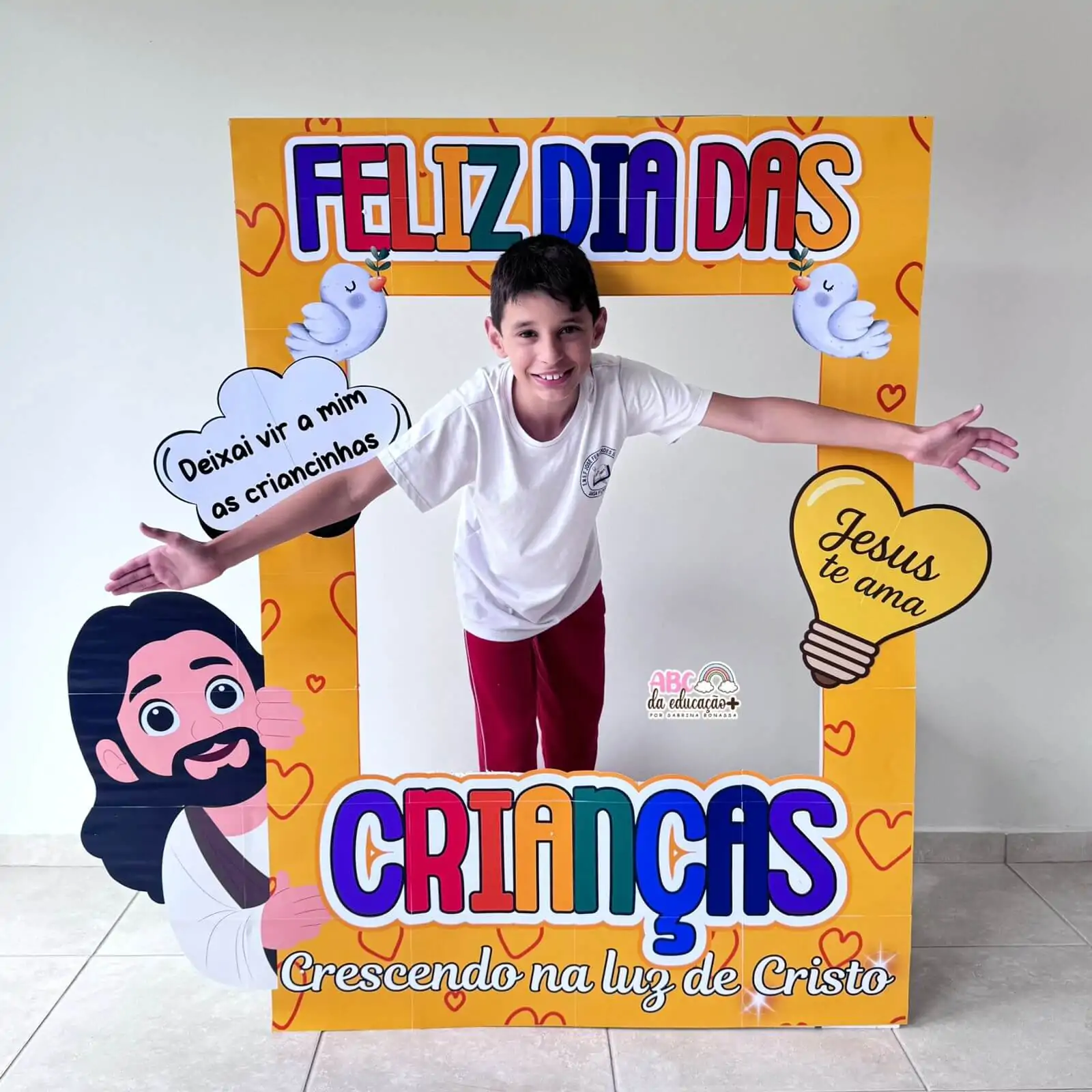 Moldura de Fotos Gigante Dia das Crianças – Tema Cristão - Imagem 6