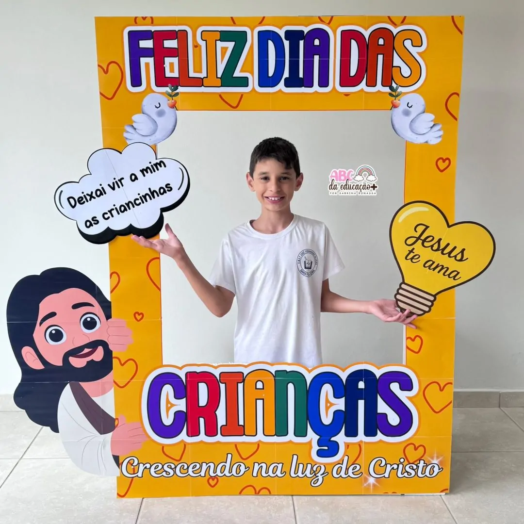 Moldura de Fotos Gigante Dia das Crianças – Tema Cristão