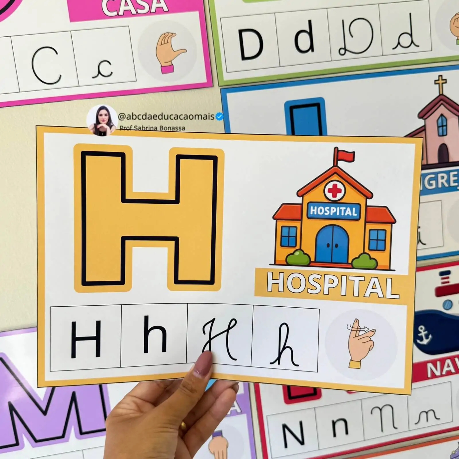 Alfabeto de Parede Inclusivo com Libras e os 4 Tipos de Letra - Imagem 5